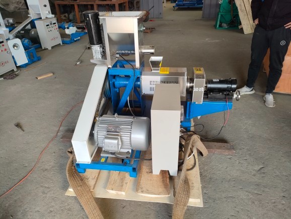 Inimitable Floating Feed Extruder
