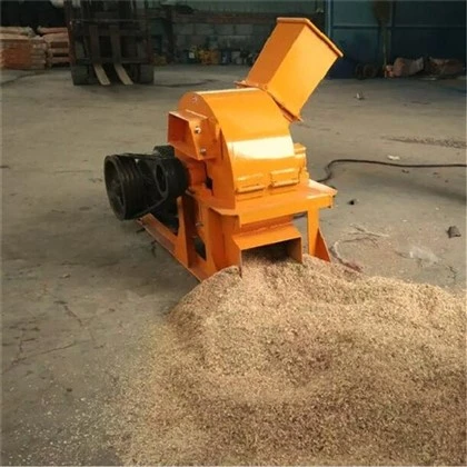 Különféle fűrészporos gépek